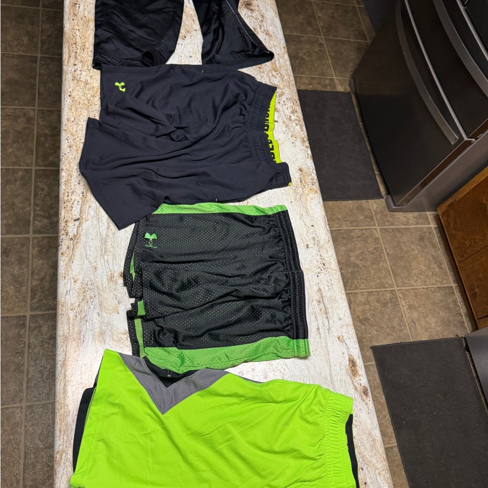 3 Athletic Shorts and 1 Pants of Under Armour